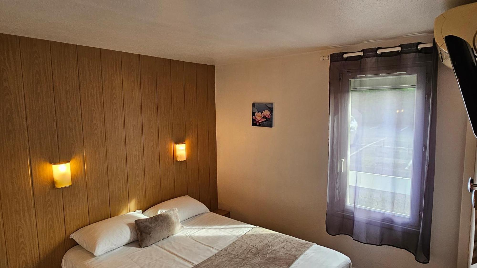 Fasthotel Pau Lescar Exterior foto