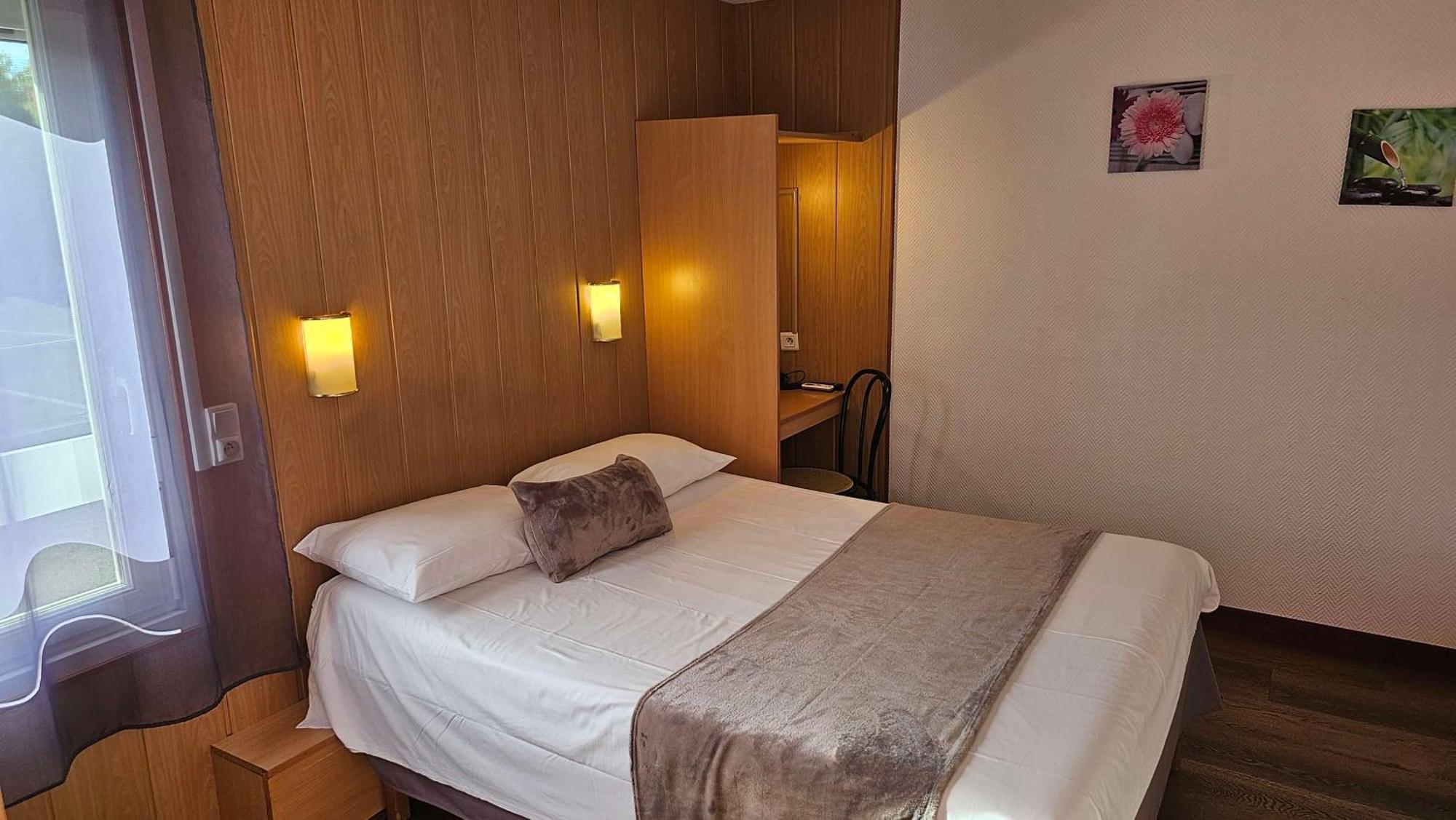 Fasthotel Pau Lescar Exterior foto